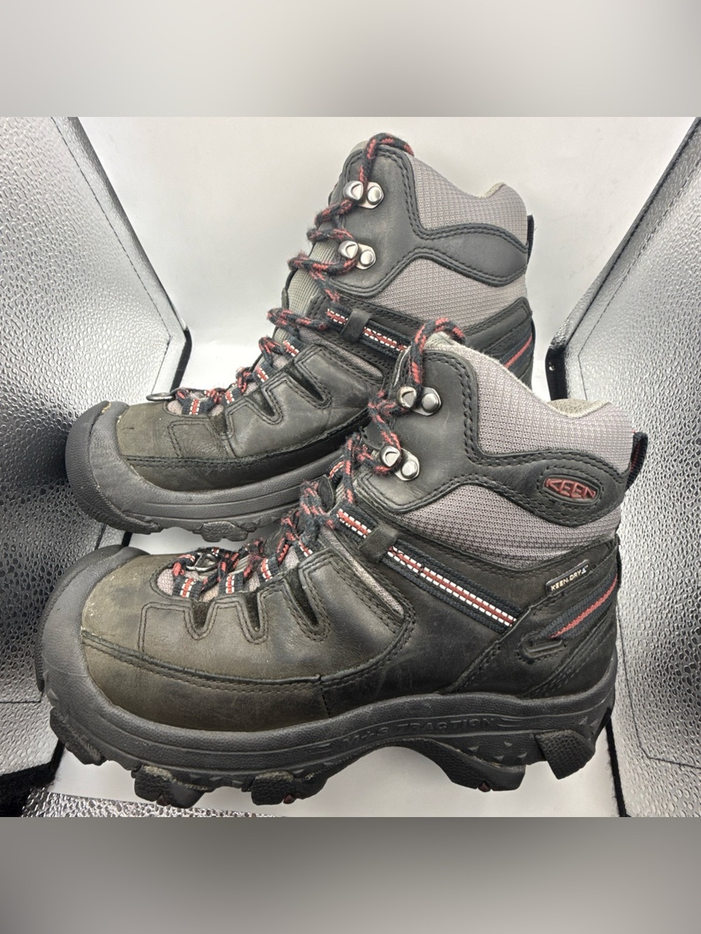 KEEN DELTA Mid 200g Insulated Waterproof Hiking Boots Womens US 7.5